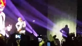 Ed Sheeran - Runaway/Rock your body/Baby one more time - LIVE @Alcatraz, Milano (20/11/2014)