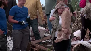 Family reunites with dog after tornado hits Greenfield, Iowa