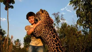 Мальчик-Маугли живёт среди ягуаров #animals