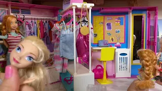 Unboxing Barbie Dream Closet with Me and My Sisters