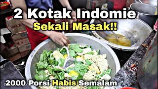 GOKIL!! SEKALI MASAK 2 DUS INDOMIE - WARKOP AGEM SENYUM - INDONESIAN STREET FOOD