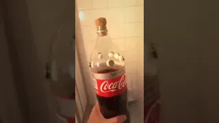 How to unclog a toilet with Coca-cola