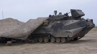 AAV Commander Course navigates through Pendleton