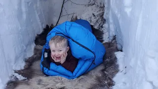 Deep Snow Survival Camping in Alaska - Building a Winter Survival Shelter