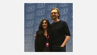 #TomHiddleston at the #ACEComicCon in Chicago on October 12, 2018