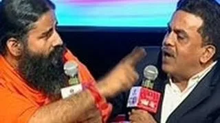 Agenda Aaj Tak: Ramdev, Nirupam lock horns over black money