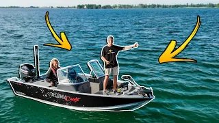 OUR NEW DREAM FISHING BOAT - FULL TOUR (Alumacraft Classic 165 Sport)