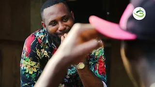 Comédie Gabon : Dac-M l'humoriste et Le bègue Kirikara le dealer de Kobolos au quartier