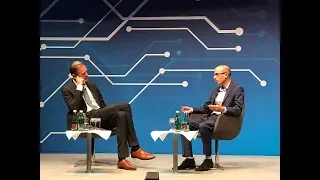 Yuval Noah Harari Speaking with Mathias Döpfner - BDZV Conference 2018