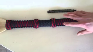 Underlaying Paracord Paddle Wrap for a Cobra Knot