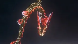 Un increíble show con 1.400 drones formaron un dragón gigante en el cielo de Shenzhen