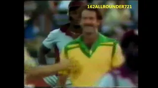 Viv Richards LBW Dennis Lillee