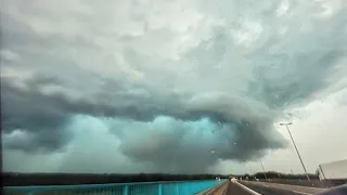 Verbreitet Gewitter teils mit Unwetter Starkregen, Hagel und Sturm