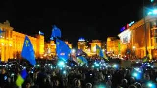 #Євромайдан співає гімн України. Euromaidan is singing Ukrainian Anthem