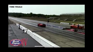 2019 Stinger GTS vs 2020 GT500 orange vs orange 1/4 mile drag