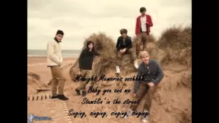 One Direction - Midnight Memories (Lyrics and Pictures)