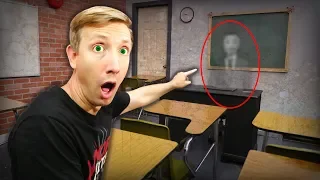 FOUND HACKER SECRET EXPLORING CLASSROOM! (Trapped in Creepy Abandoned Room) iPhone Confiscated