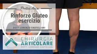 Rinforzo gluteo in piedi dopo intervento di protesi di anca