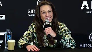 Joanna Jedrzejczyk Says That When Her or Zhang Weili Fight They Put on a Hell of a Show | UFC 275