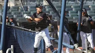 Yankees' Aaron Judge takes batting practice before ALCS