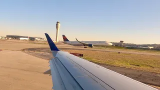 Triple Parallel Landing at Hartsfield-Jackson Atlanta International Airport