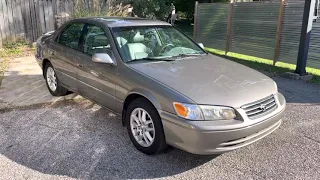 10-12-21 Auction: 2001 Toyota Camry XLE