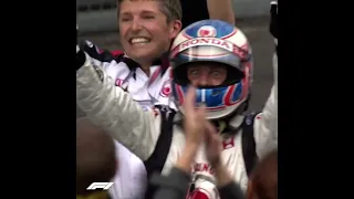 Jenson Button wins his first grand prix... | F1 Hungary 2006