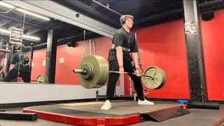 DEADLIFTS ARE GOING INSANE NOW