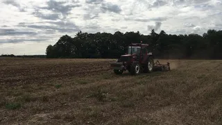 Déchaumage avec fiat f100 et discoflex de chez Grégoire et besson