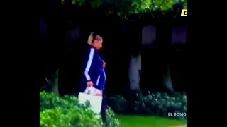 Anna Kournikova walking with Nico ( pregrant with Mary ) 2020 year