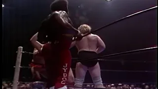 Jim Duggan & JYD & Tito Santana vs. Nikolai Volkoff & Krusher Kruschev & Butch Reed (1984/01/27)