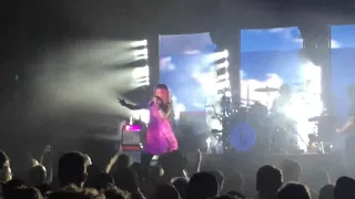 Garbage "As Heaven is Wide" live in Brooklyn