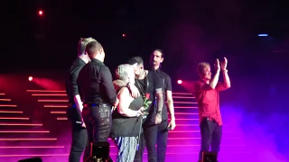 BSB, Larger Than Life, Las Vegas “Shape Of My Heart with AJs Mom“ 6/21/17