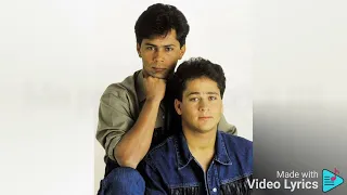 Leandro y Leonardo Golpes y Besos]Letra