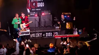 Noize MC - Жвачка / Устрой дестрой (Live at Whisky a GoGo, Los Angeles, 2022/11/17)