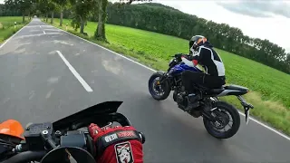 Yamaha Mt-07 vs Ktm Smcr 690 (A2)