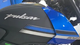 NUEVA Bajaj PULSAR 180 FI PRO 2024 | Una Moto que TODAVIA Sigue Vigente