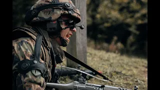 Swiss Army 1LT School Training battle shooting