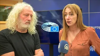 MEP Clare Daly & Mick Wallace SLAM the EU for supporting bombing of Yemen & Gaza