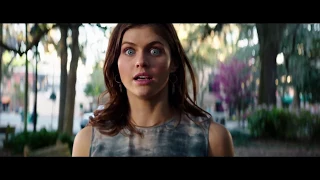 Alexandra Daddario flashes boobs in Baywatch