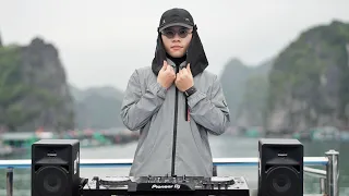 Mindaniel - Melodic & Deep House DJ set for Baylen Music in Lan Ha Bay, Vietnam