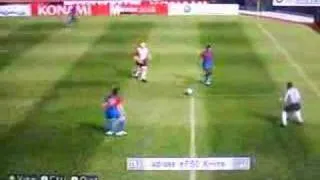 Lionel Messi Does A Robbie Fowler!!