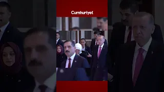 Emine Erdoğan'ın pardesüsü gecikince koruması sinirden çılgına döndü