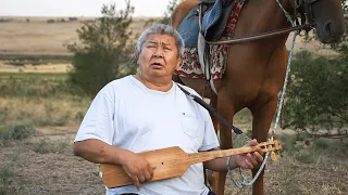 Throat singing. Kalmyk epic of Jangar - Okna Tsahan Zam