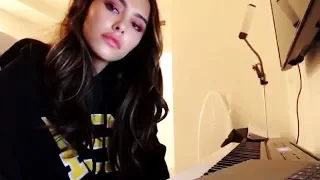 Madison Beer - Video Games (Lana Del Rey Cover)