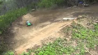 RC10 GT track shredding