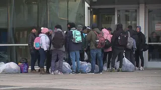 Denver changes policy on migrants arriving to city