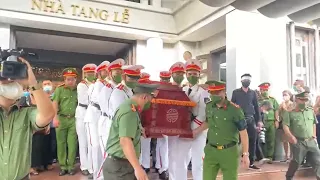 Trực tiếp: Lễ di quan 3 liệt sĩ công an hy sinh khi chữa cháy quán karaoke ở Hà Nội