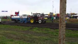 Bjorn de Haas aan het trekkertrekken met de fiat 80-90