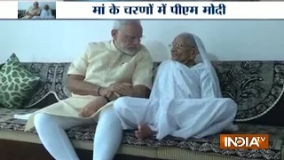 PM Narendra Modi Takes Blessings from Mother Heeraben on 66th Birthday in Gandhinagar